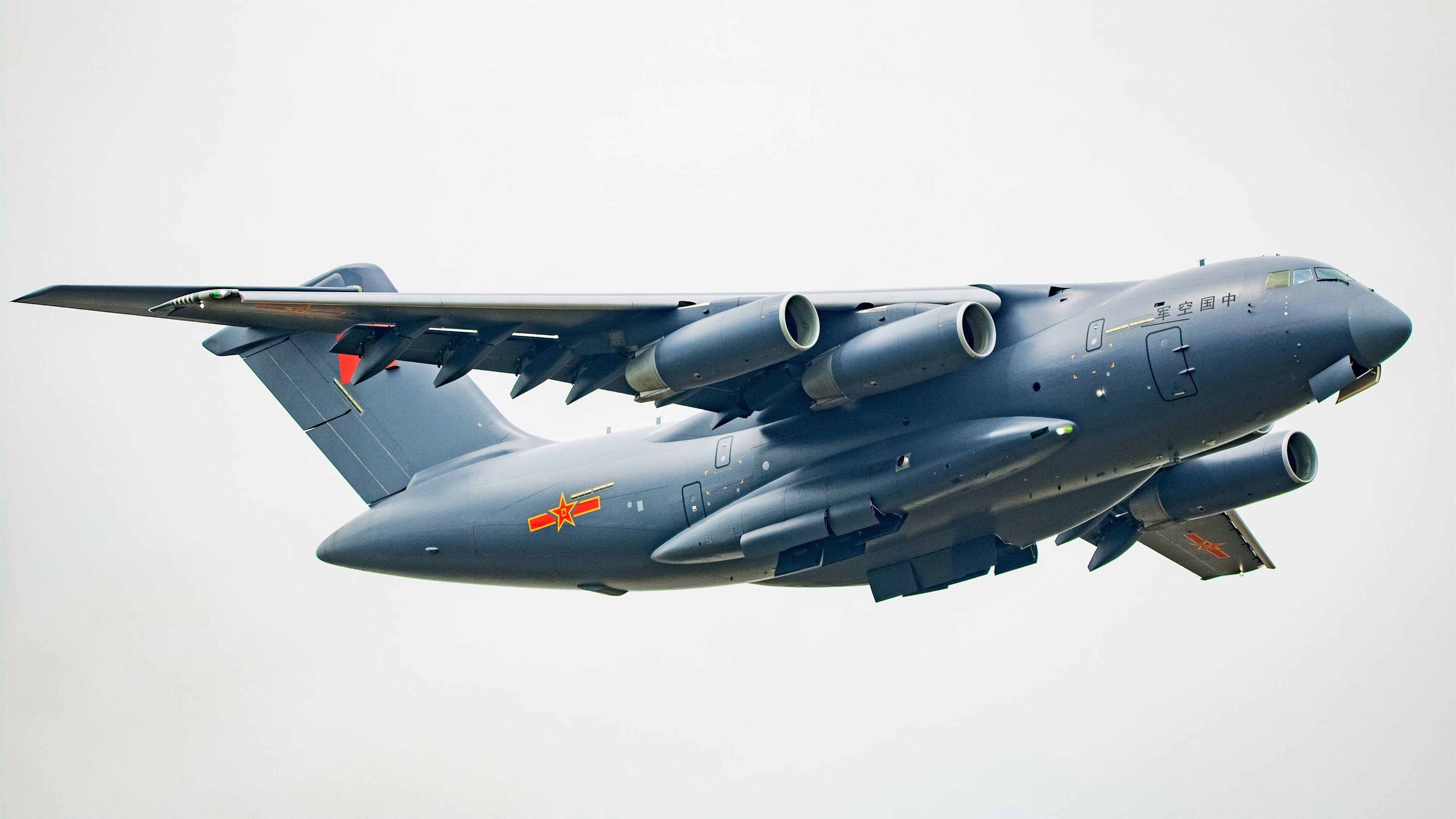 阿坎吉一锤定音，澳大利亚闪电战击溃塞维利亚