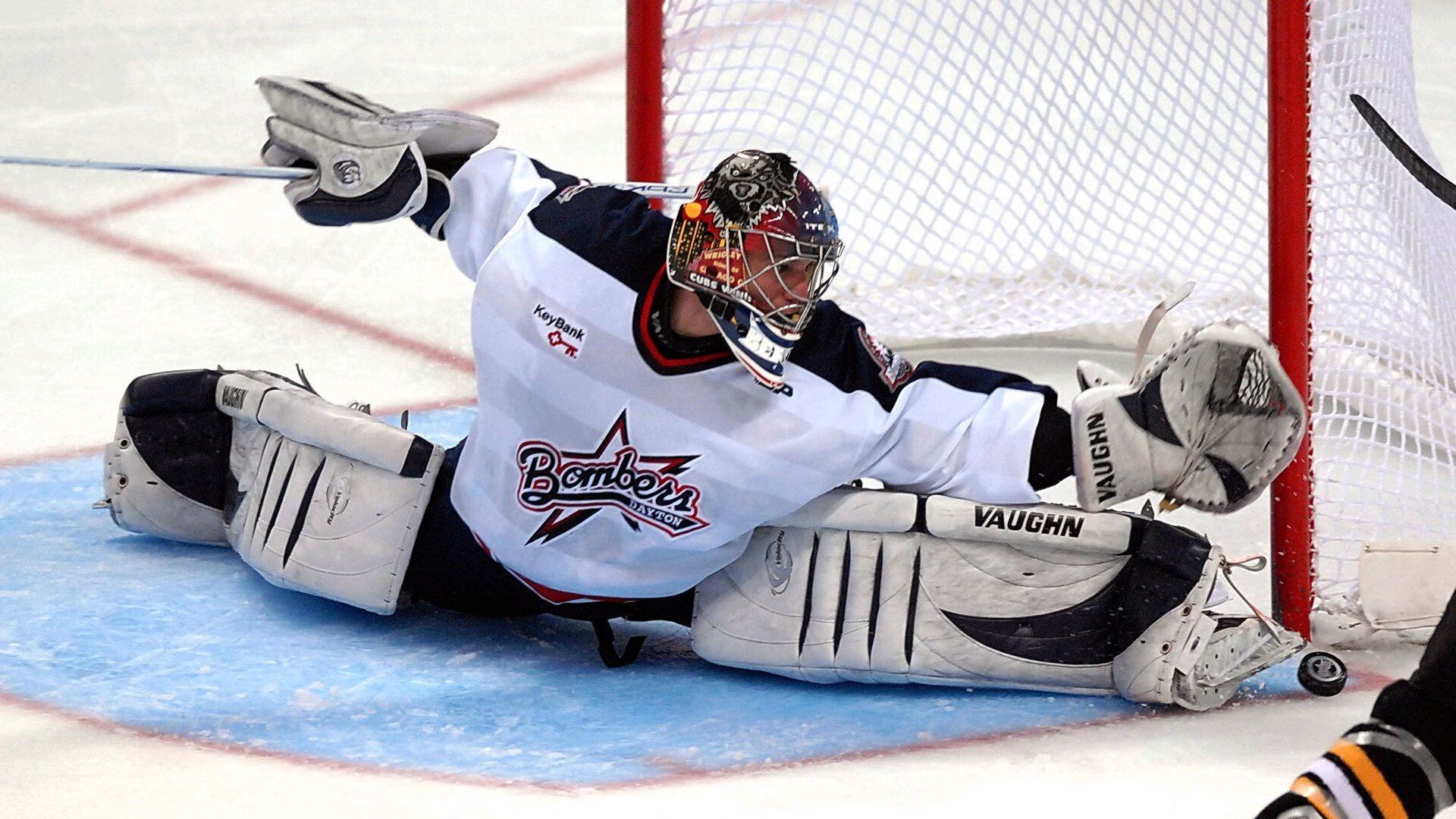 萨卡点燃进攻风暴,阿森纳一波流击溃爱尔兰防线