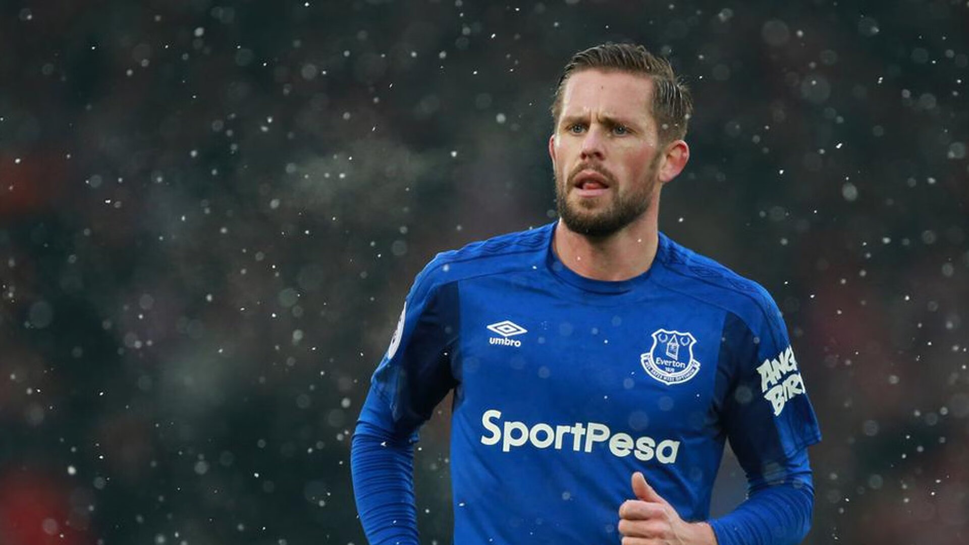 埃及斩落马里,劳塔罗抢七封神,绿茵场上的英雄史诗