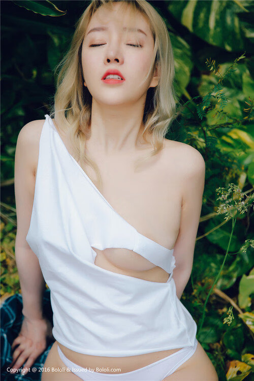 跨越经纬的绿茵共振,当凯塞多与新西兰在同一晚闪耀