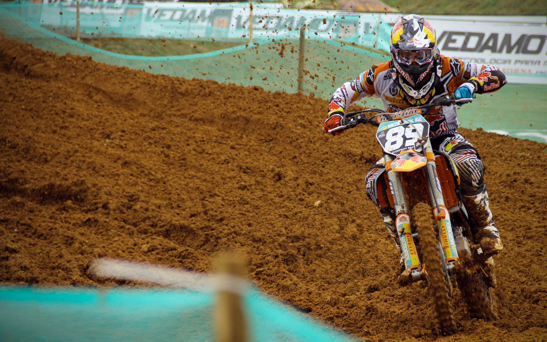 福登用数据爆炸诠释现代中场,当几内亚与希腊的假设对决照进现实