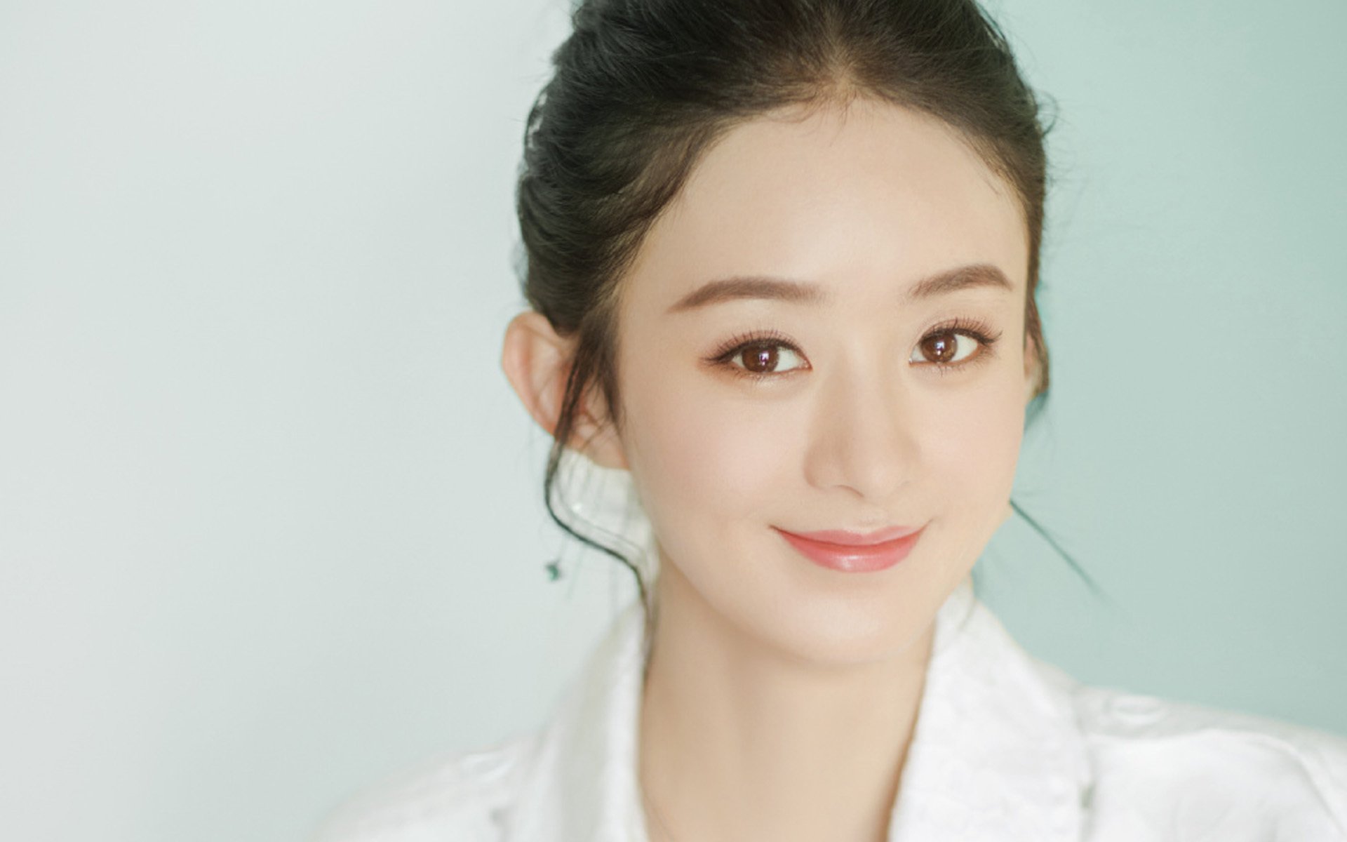 篮球双线捷报,尼克斯正面击溃掘金,利拉德2026世界杯接管比赛