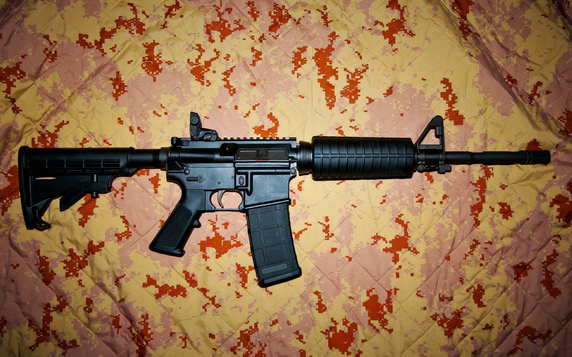 夜幕下的巅峰对决，马克西在世界排名争夺战中的压制级演绎